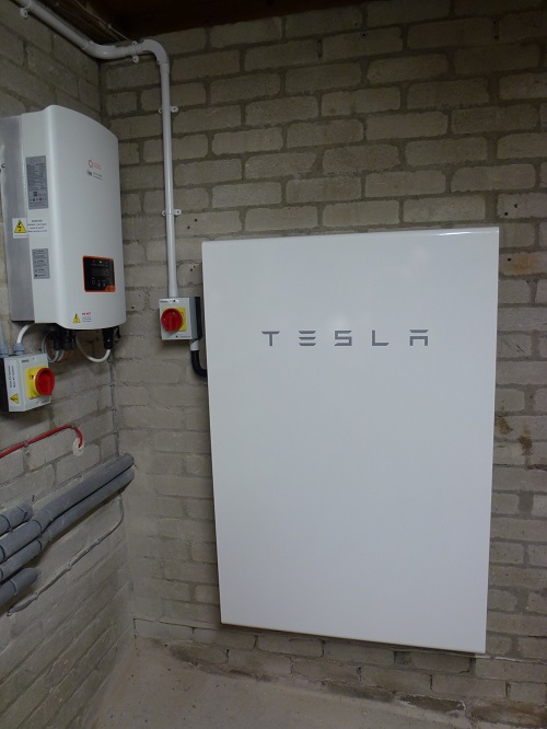 Open home: Tesla Powerwall, off-grid power system, solar & electric car - 7pm
