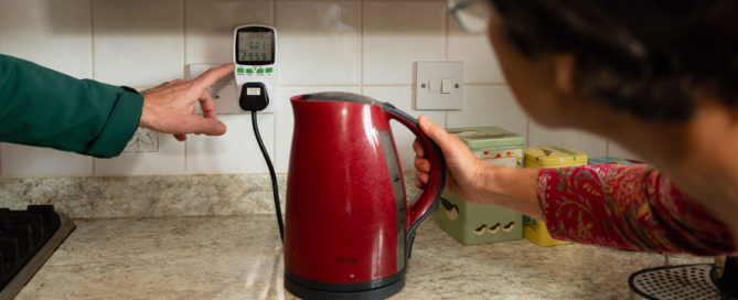checking the efficiency of a kettle
