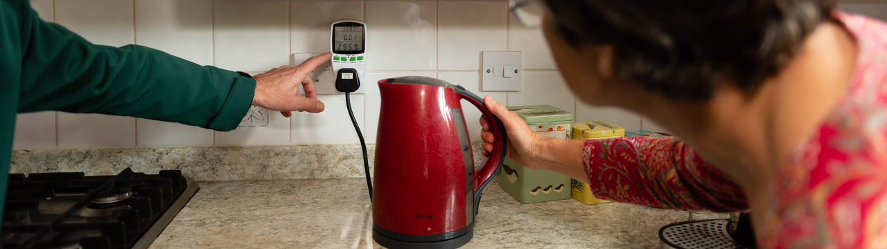 checking the efficiency of a kettle